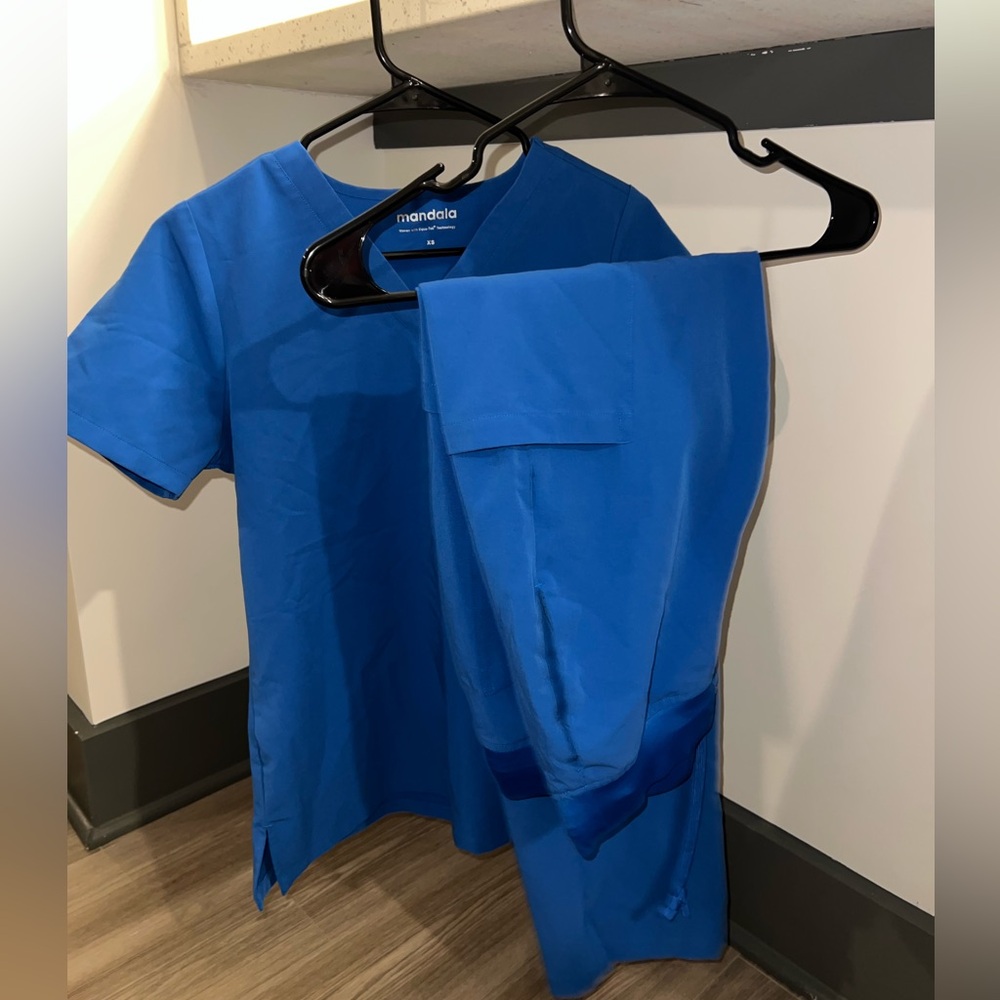 Mandala One Pocket Top XS and Cargo Style Pants XS in Royal Blue Set